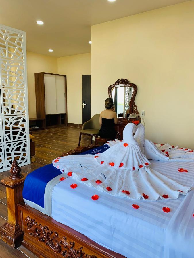 khách Sạn Yên Châu Chau Doc Esterno foto