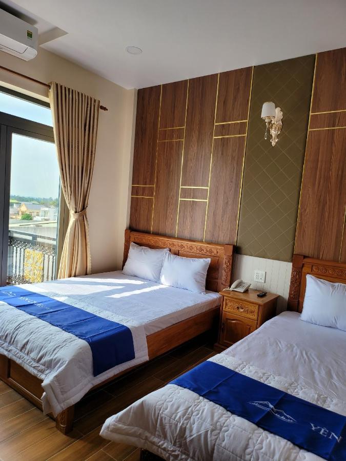 khách Sạn Yên Châu Chau Doc Esterno foto